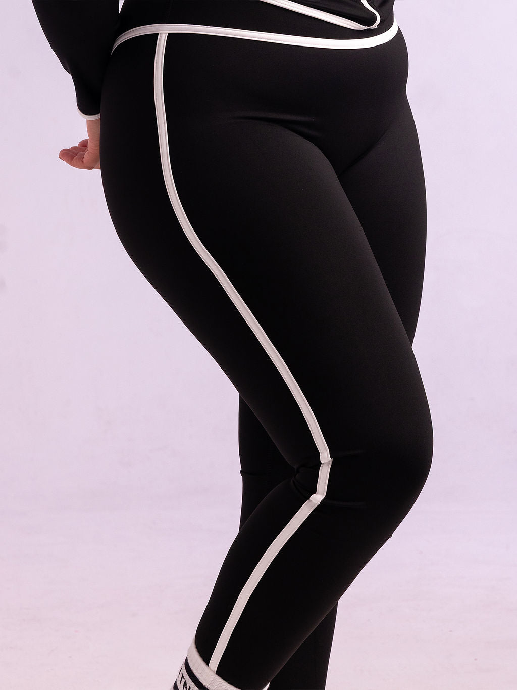 Elevate Leggings