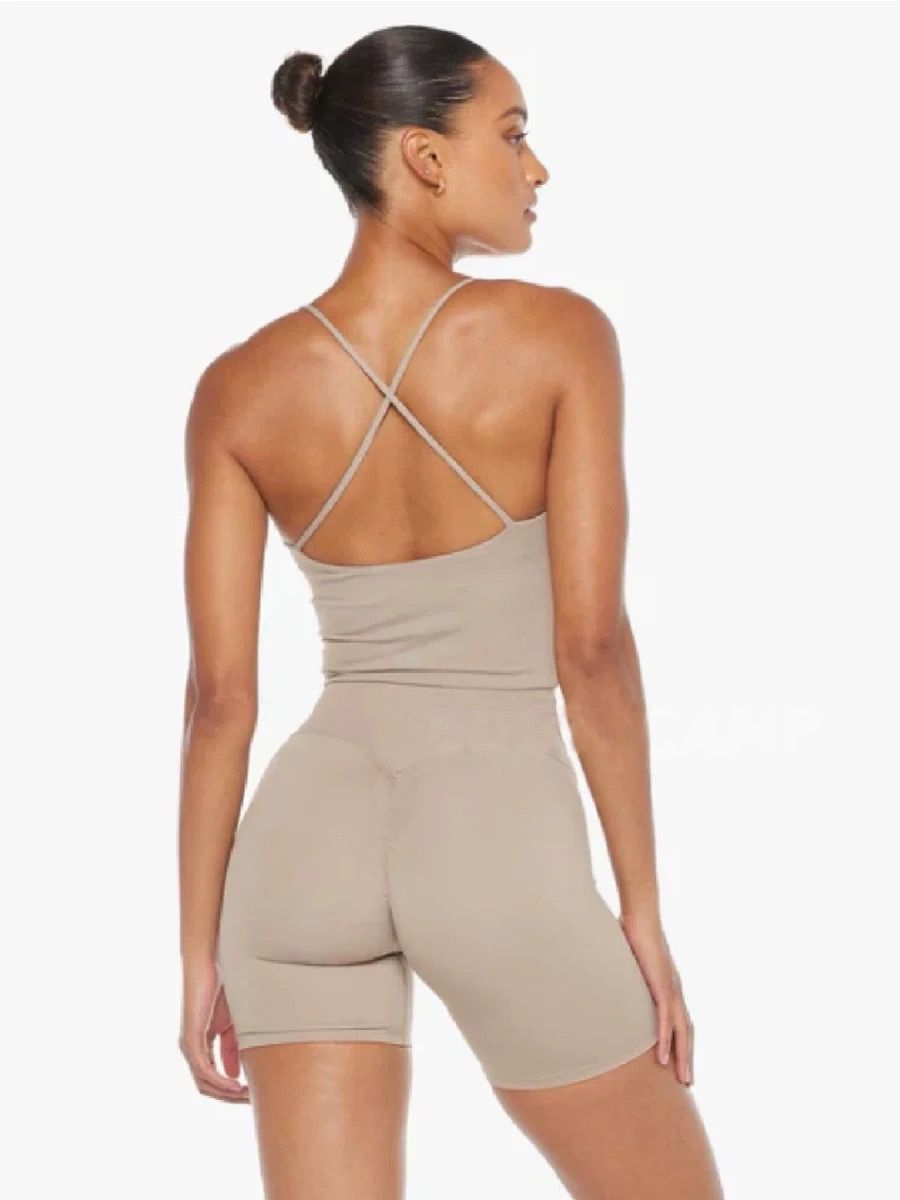 Contour Crush Shorts
